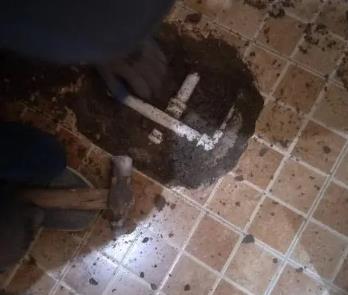 二道江卫生间漏水维修公司为您分享下卫生间渗水如何处理及注意事项