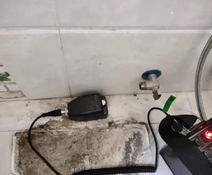 二道江屋顶漏水维修公司分享下卫生间漏水的危害及解决方法